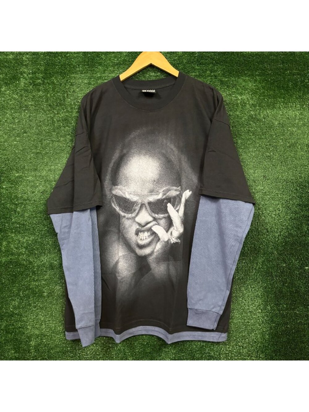 Rihanna R20 2005 Layered Long Sleeve T-Shirt Size Large